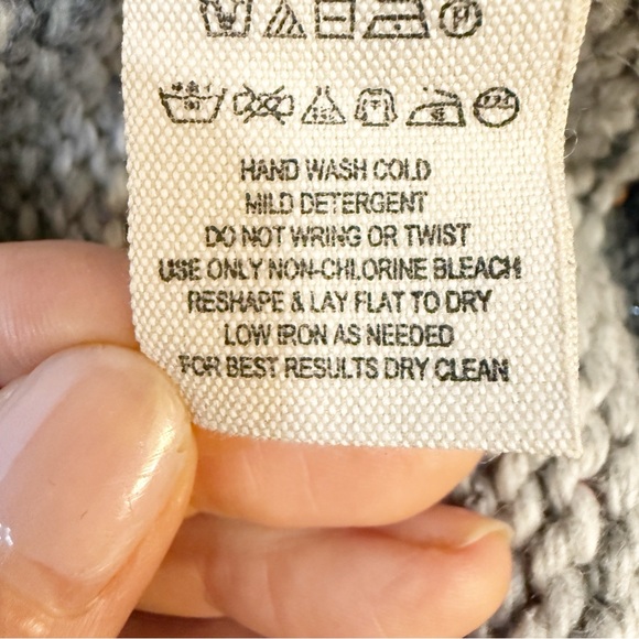 Free People I Heart You Wool Blend Cropped Aztec Print Sweater Grey Size Small - Picture 9 of 11